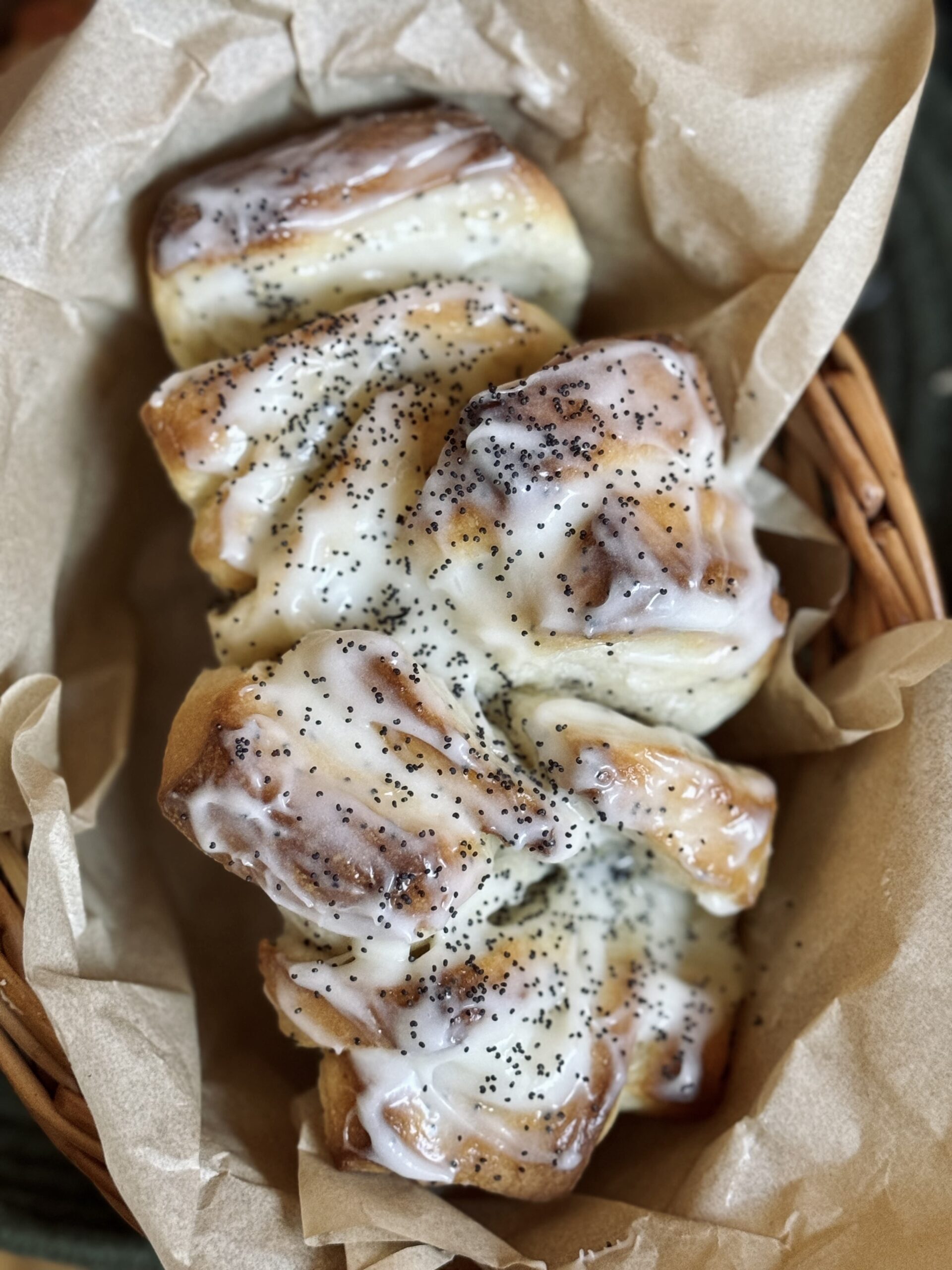 Lemon Poppyseed Pull-Apart Bread